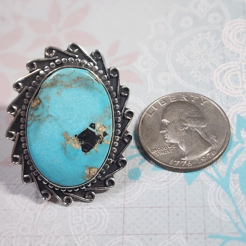 Turquoise and Sterling Southwestern Women's Ring - Picture 3 of 6